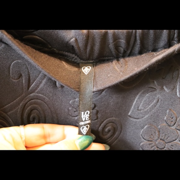 Black detailed skater skirt - Picture 5 of 5